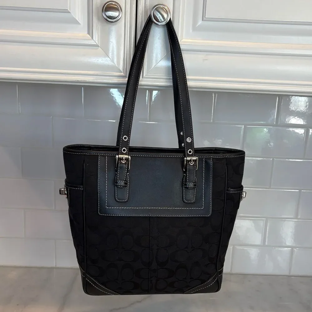 Coach authentic designer